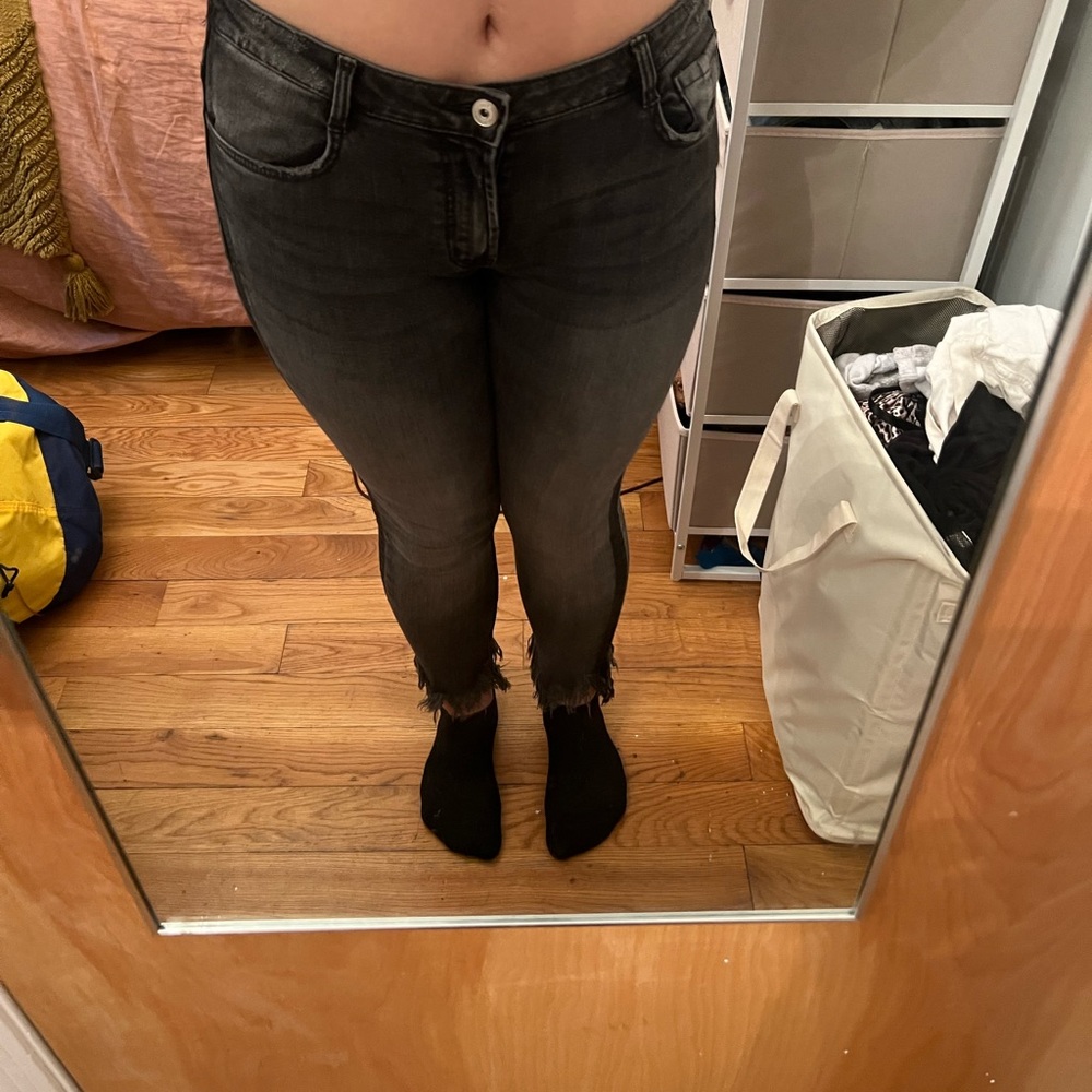 Black Zara jeans - Picture 3 of 6